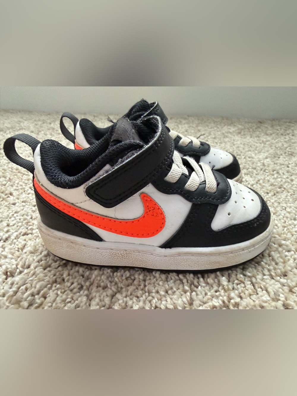 NIKE Toddler BQ5453-115 Court Borough Low 2 White/Black/Orange  Size 6C